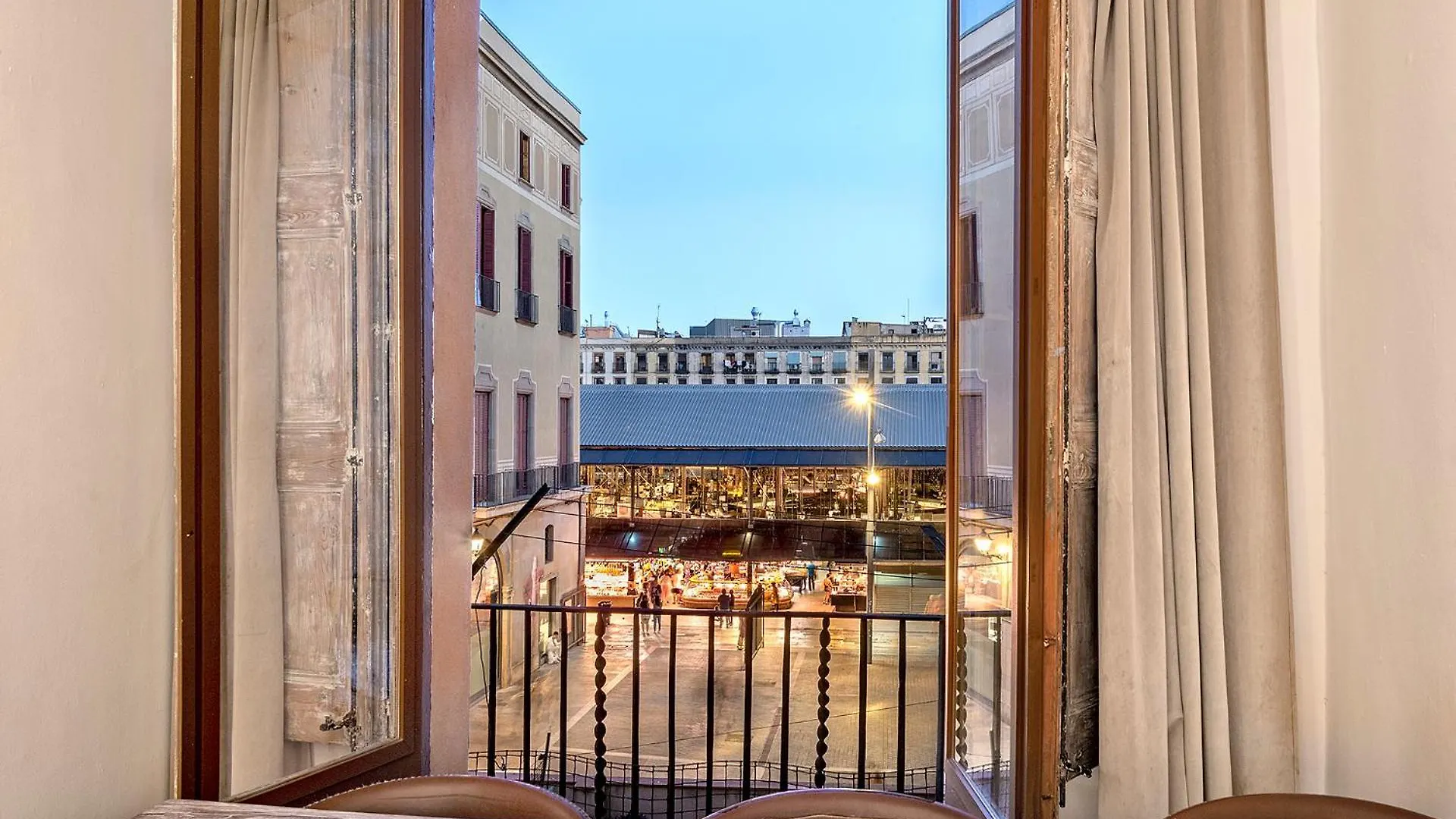 Apartment La Guarida Suites Barcelona