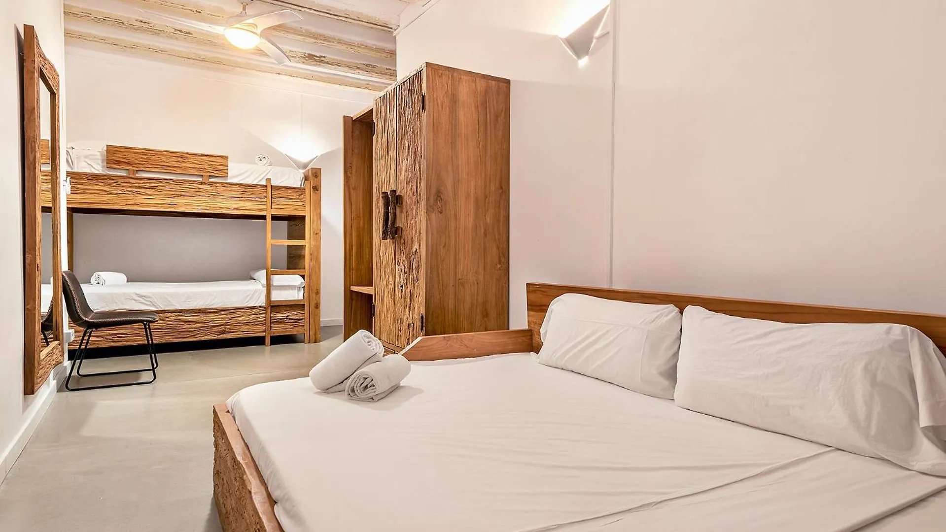 Apartment La Guarida Suites Barcelona