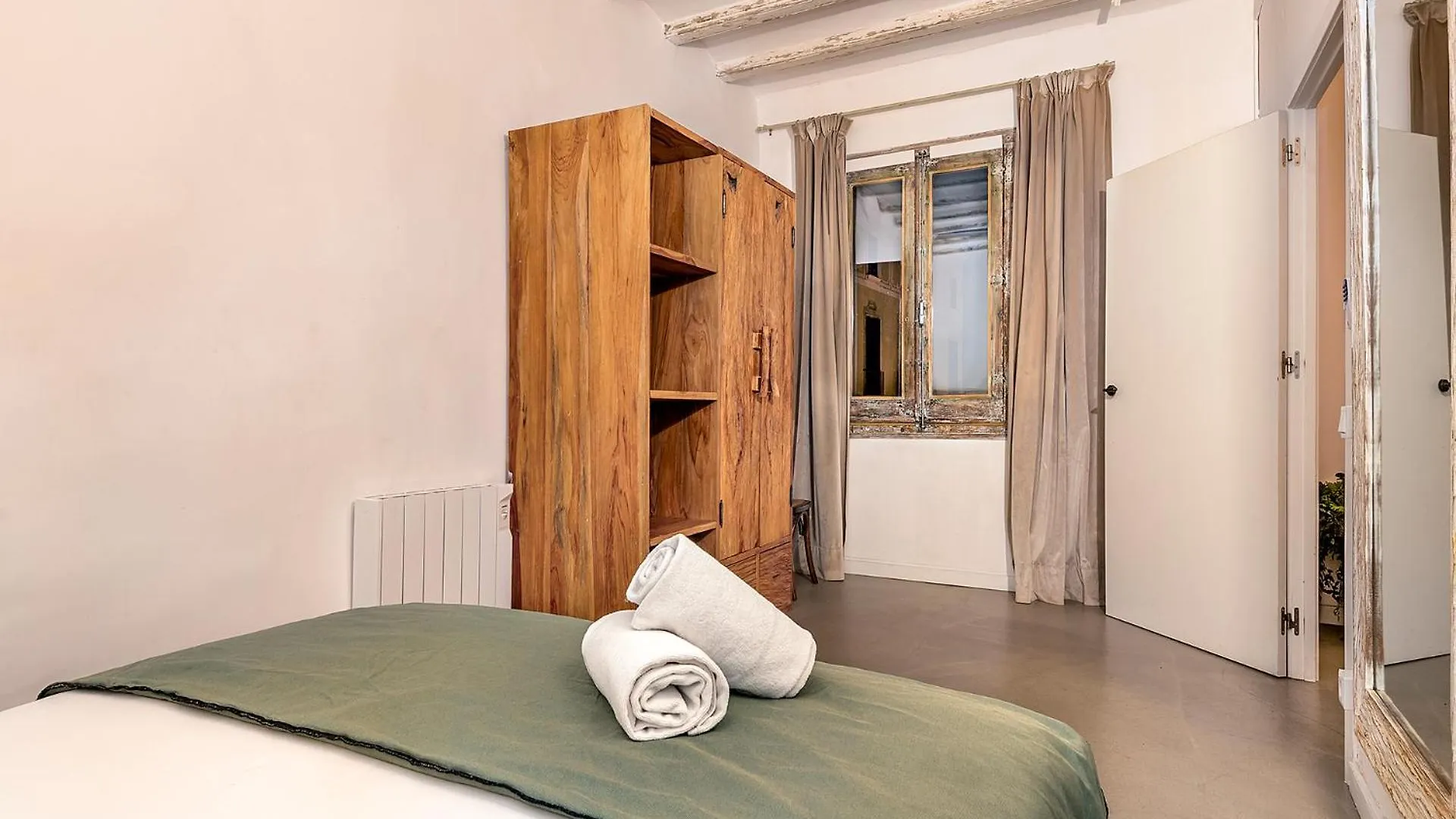 Apartment La Guarida Suites Barcelona Spanien