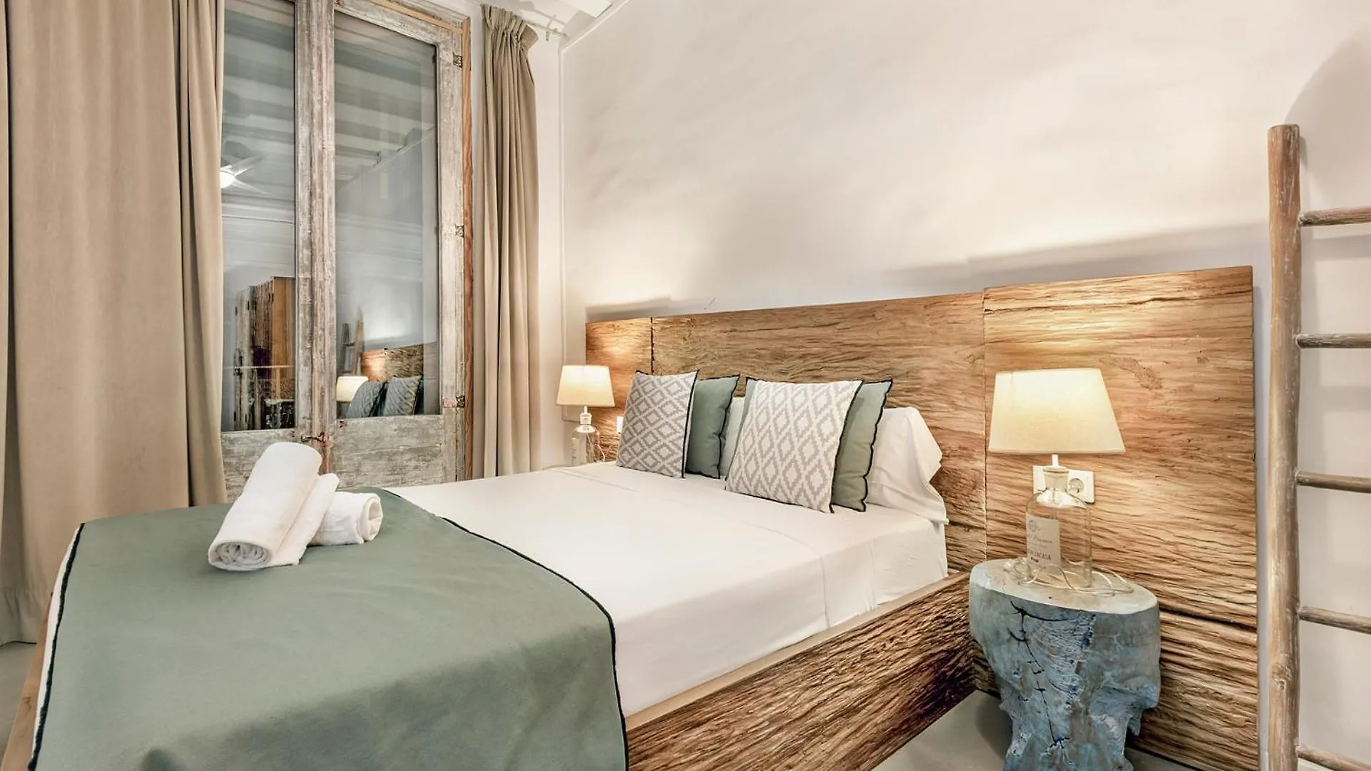 Apartment La Guarida Suites Barcelona
