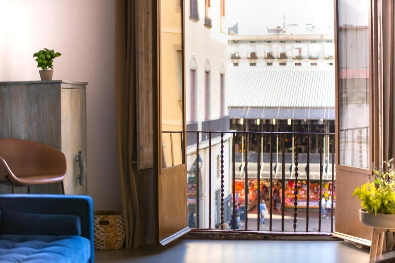 Apartment La Guarida Suites Barcelona
