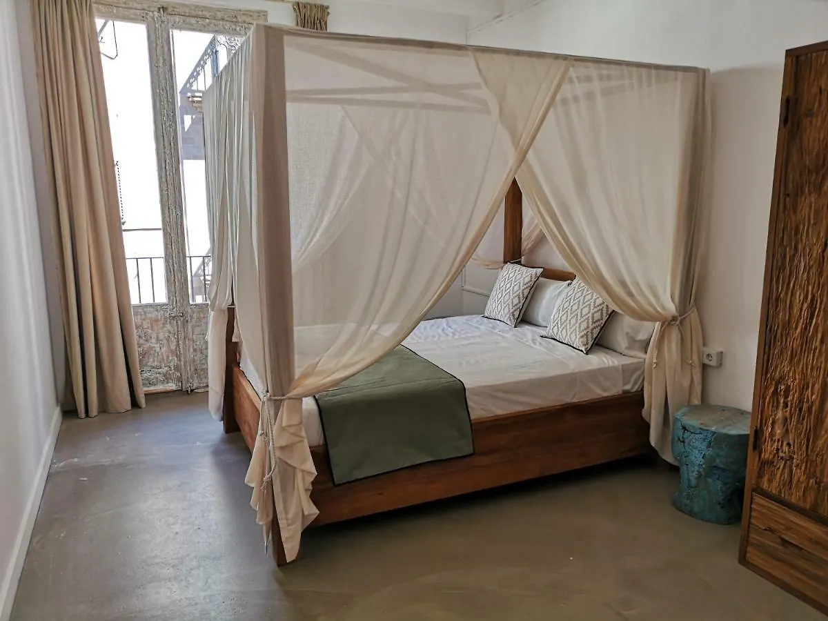 Apartment La Guarida Suites Barcelona Spain